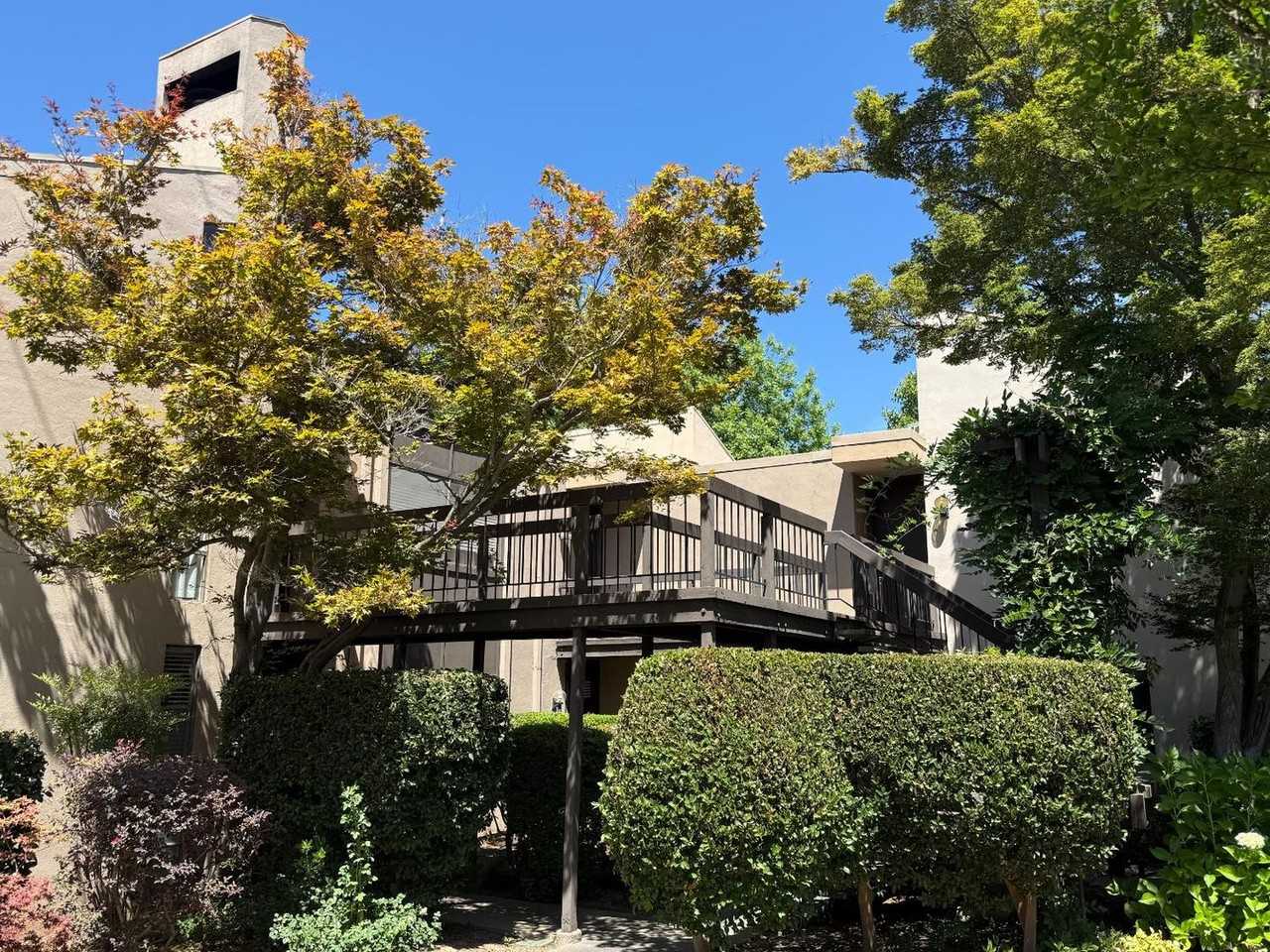 658 Woodside Sierra #6 - Photo 3 of 11