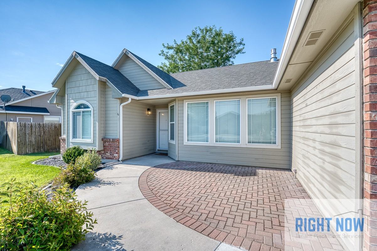 4145 W Patel Dr - Photo 3 of 32