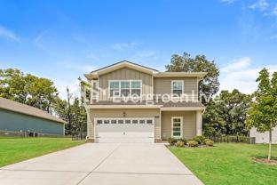236 Greenwood Dr - Photo 1 of 1