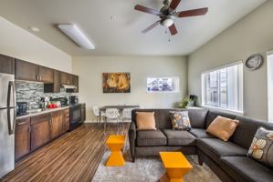 featured image of 500 S Reed St