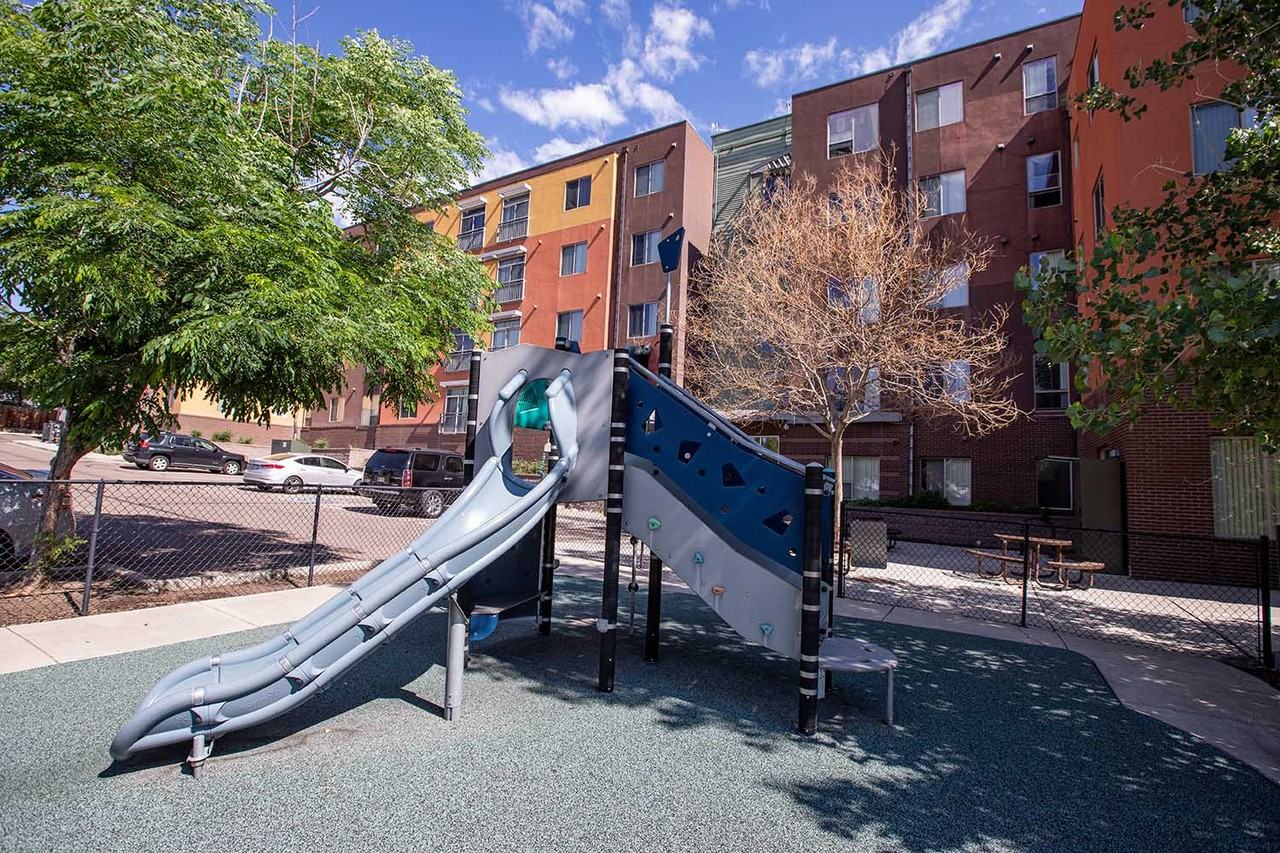 Los Altos de Alameda - Photo 3 of 4