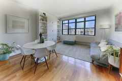 80 Metropolitan Ave #5M - Photo 2 of 4