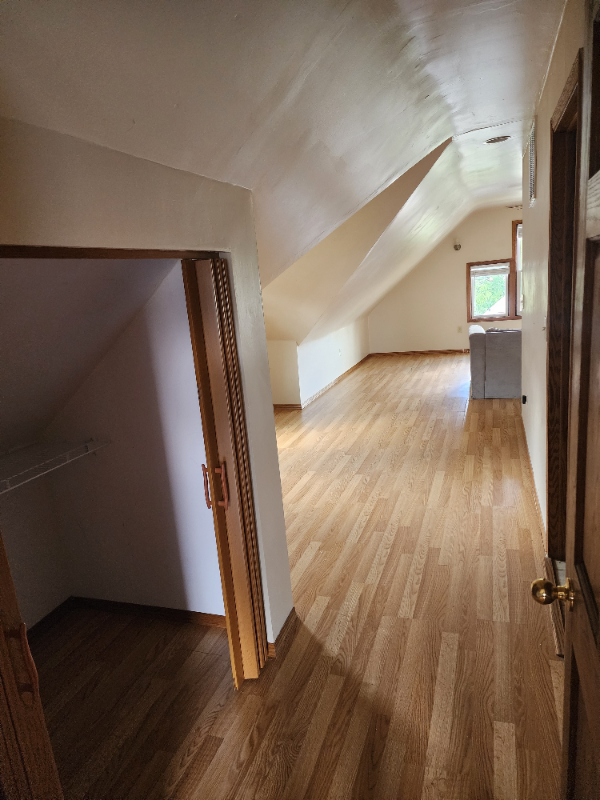 750 Geranium Ave E #3 - Photo 4 of 14