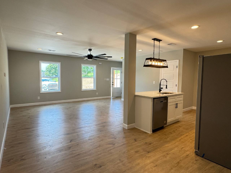 11 Midlane Ave #B - Photo 2 of 10