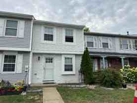 7005 Lafayette Sq - Photo 1 of 1