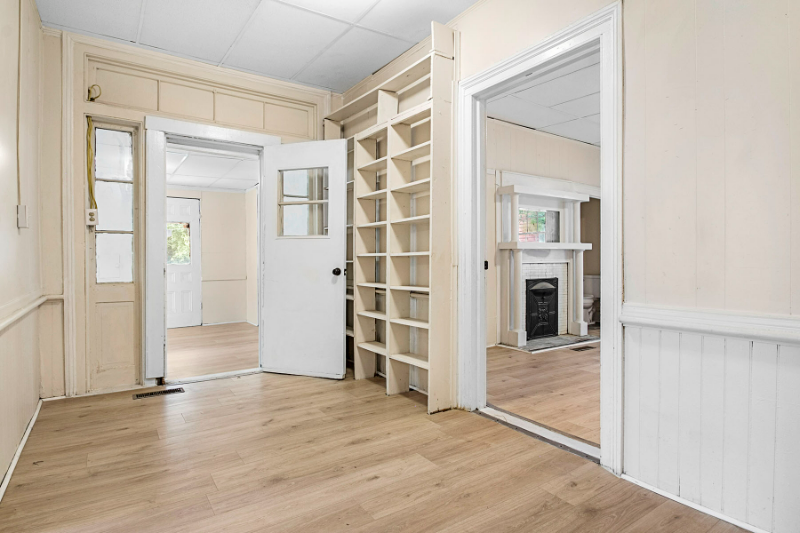 1394 Ross Street - Photo 4 of 20