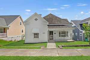 featured image of 1031 Ash St