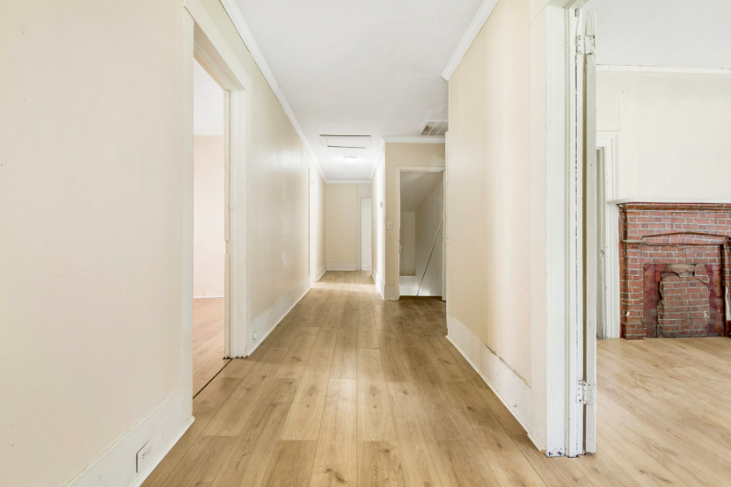 1031 Ash Street - Photo 5 of 20