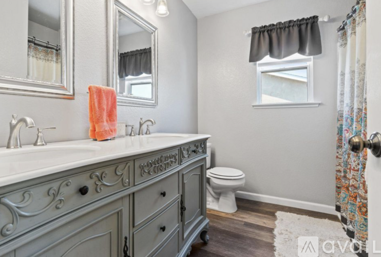 2350 Calistoga Dr #B - Photo 2 of 4