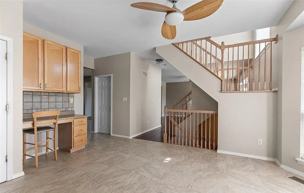 605 Thornridge Dr #NA - Photo 6 of 22