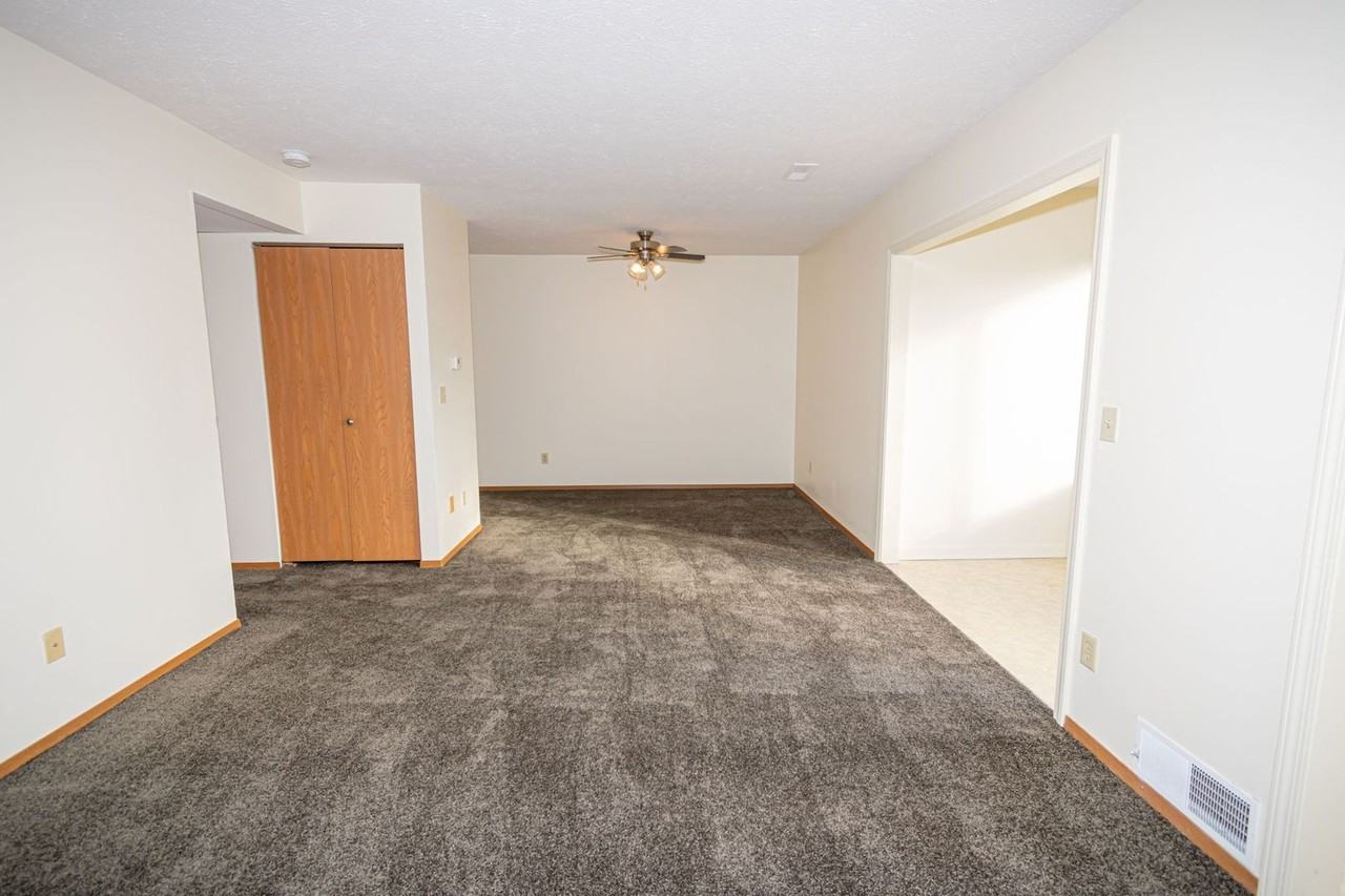 1601 N. Hershey - Photo 5 of 13