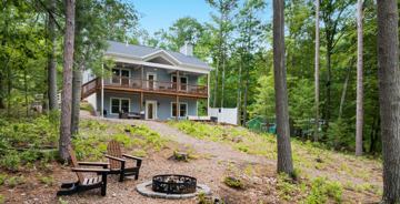 featured image of 183 183 Poplar St	 - Tranquil Waters on Tibbets