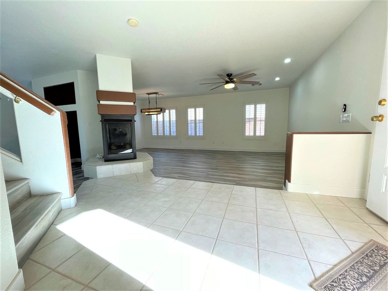 5290 Guardian Peak St - Photo 6 of 41