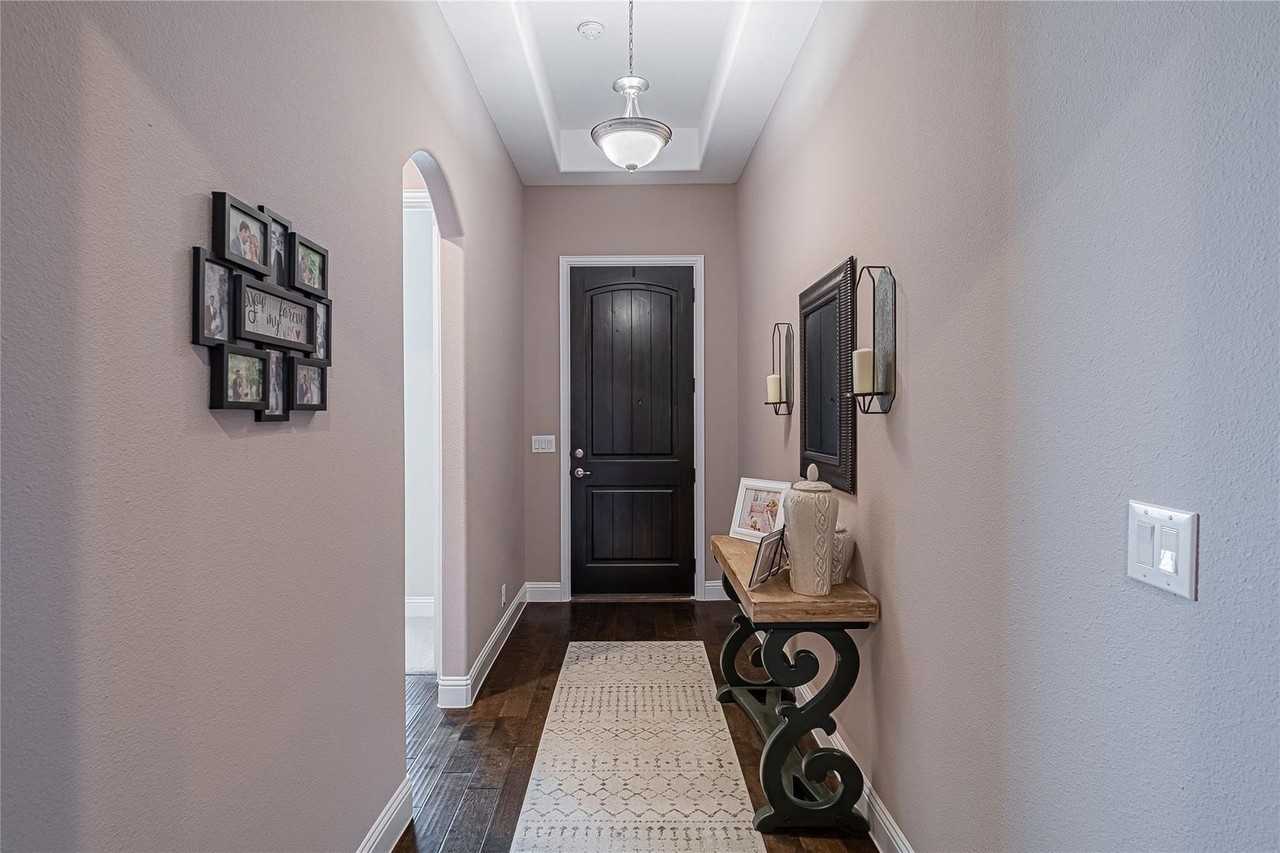 3704 Trinidad Dr - Photo 2 of 19