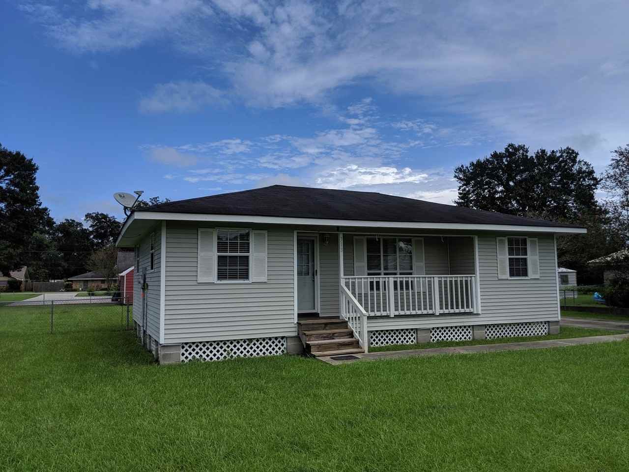 313 Timic Dr - Photo 2 of 18