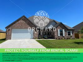 featured image of 1052 Morra Ave