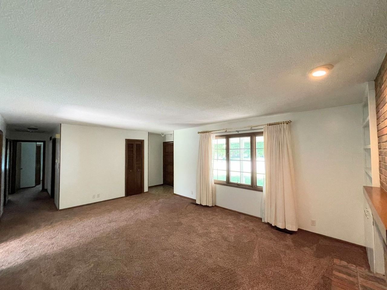 1404 W 24th Ave - Photo 4 of 32