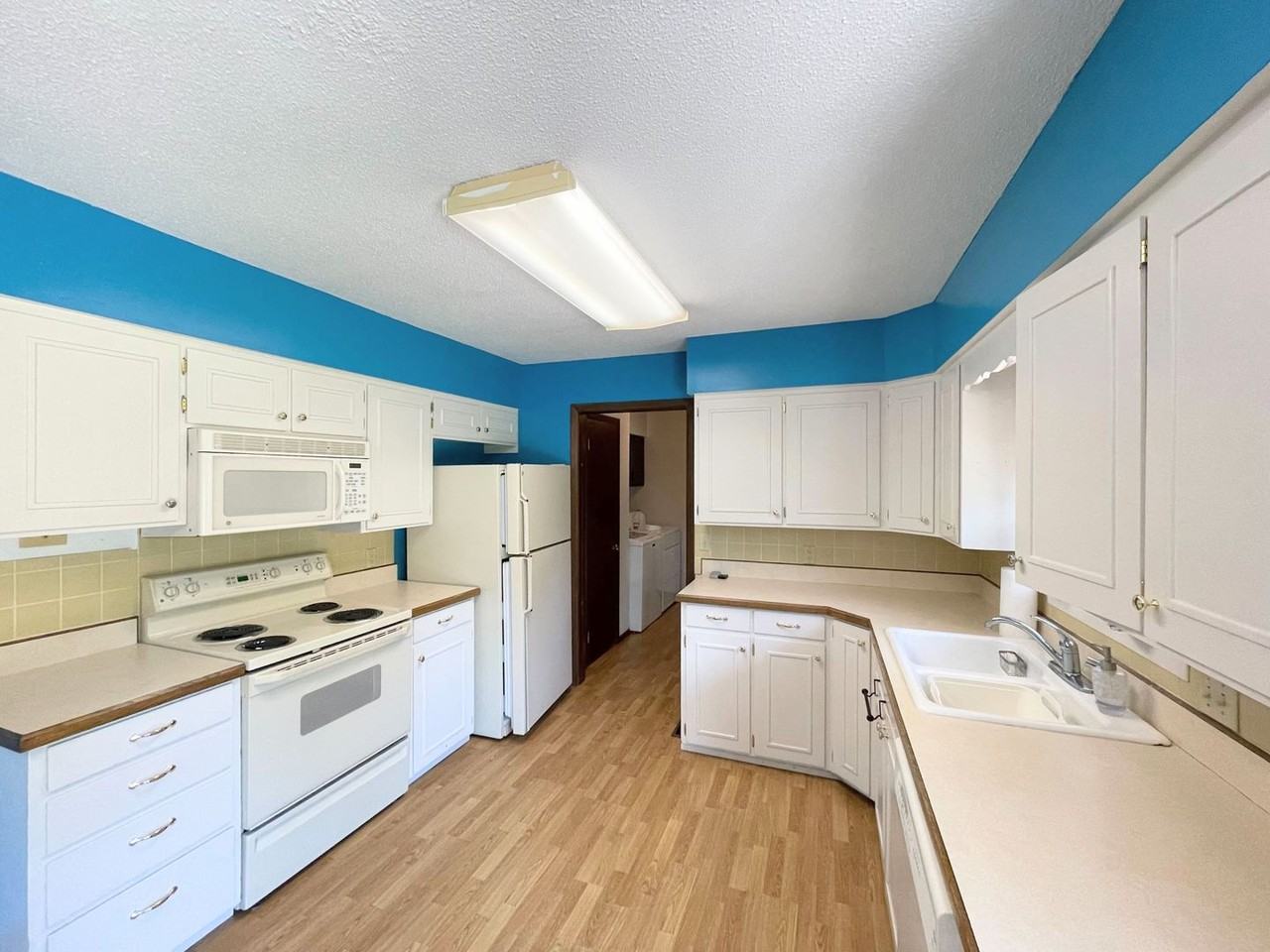 1404 W 24th Ave - Photo 7 of 32