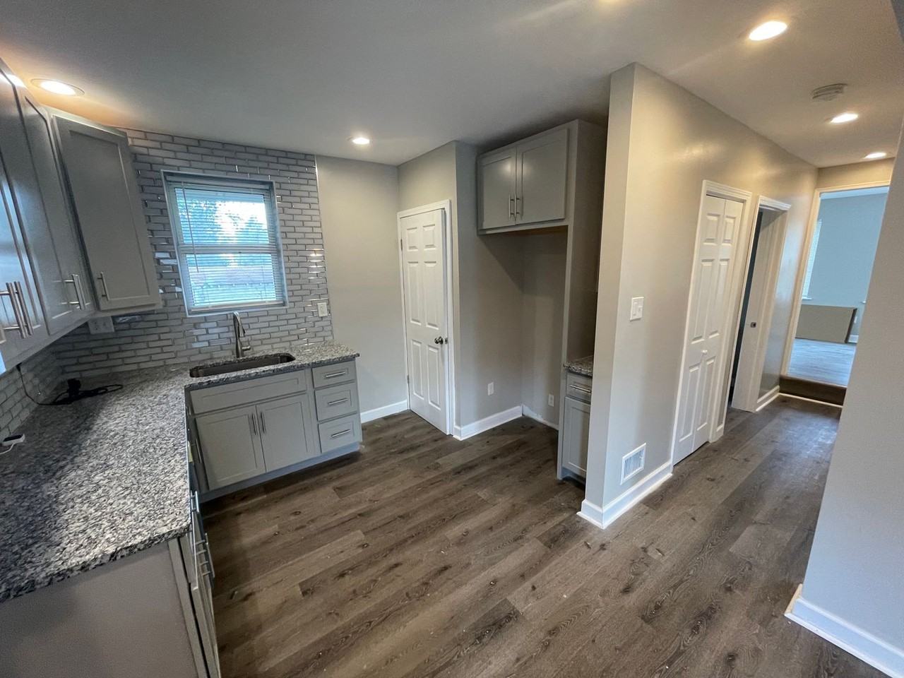 3741 Avondale Ave - Photo 3 of 12