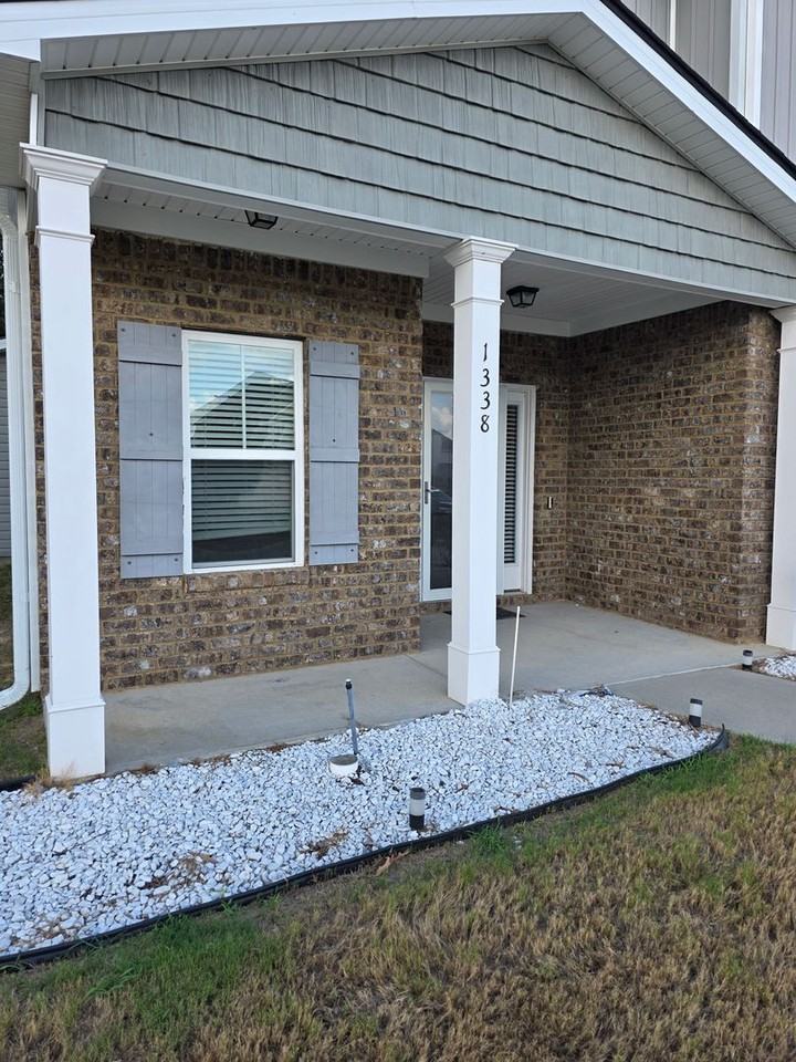 1338 York Drive - Photo 2 of 50