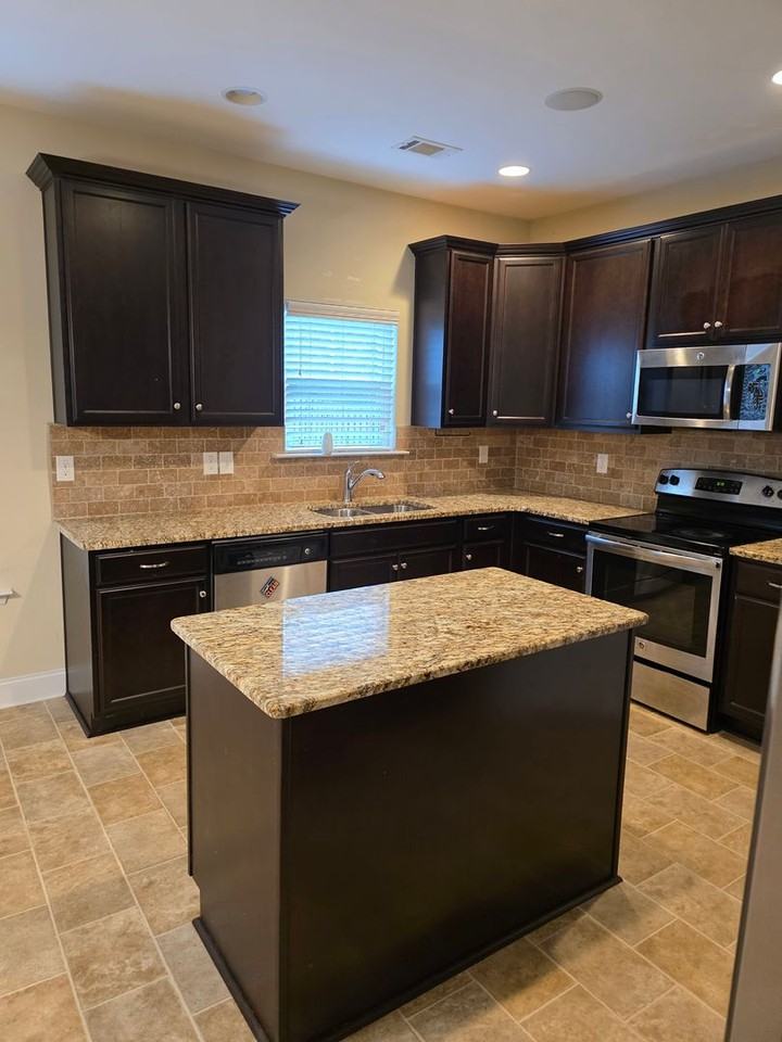 1338 York Drive - Photo 5 of 50