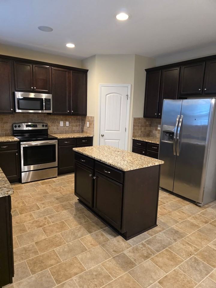 1338 York Drive - Photo 6 of 50