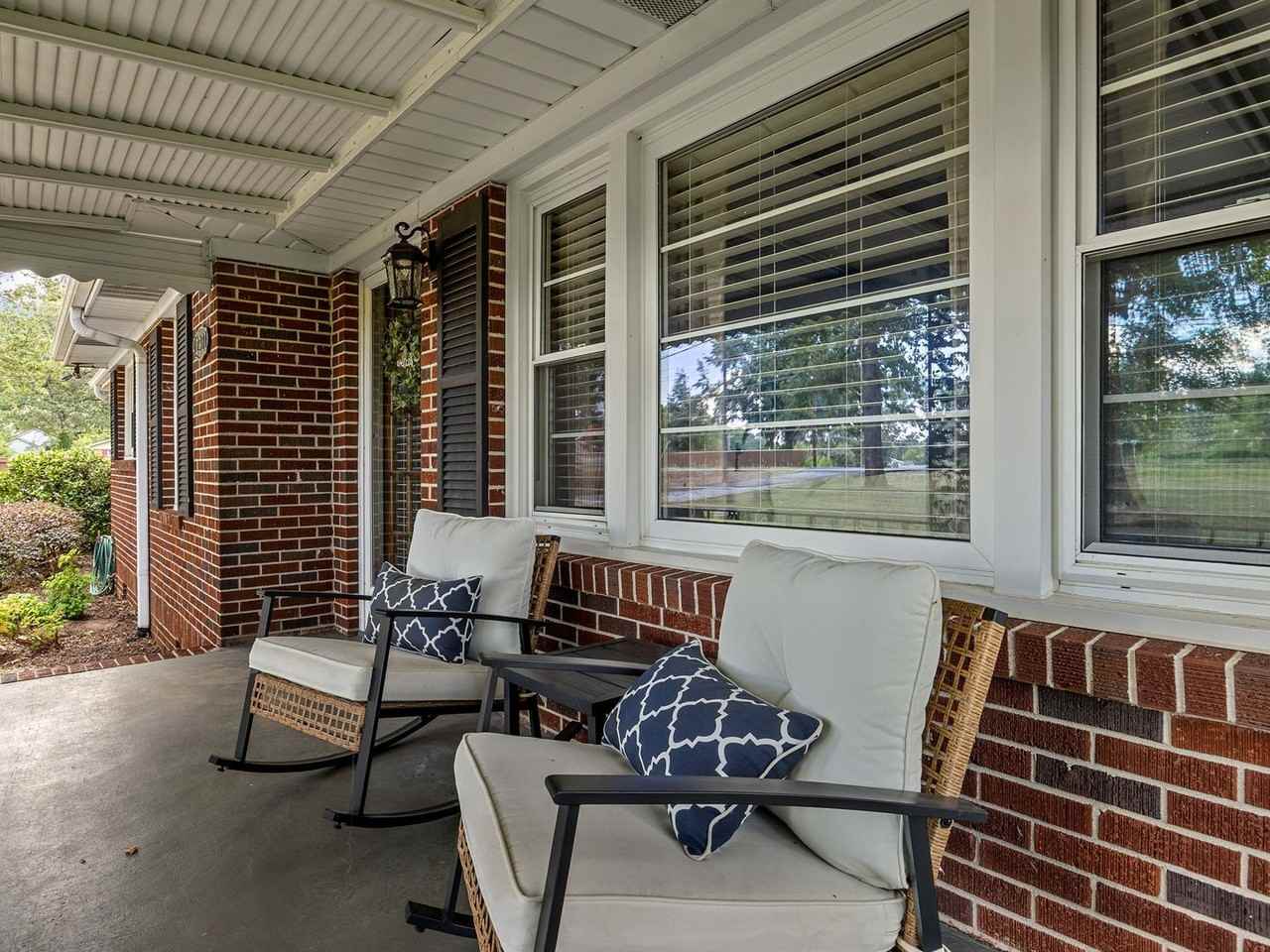 2301 Locust Hill Road - Photo 3 of 37