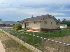 featured image of 405 5th St