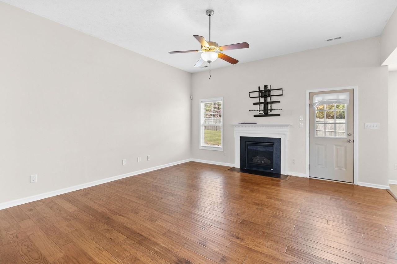 44 44 Schoomaker Court - 44 Schoomaker - Photo 5 of 32