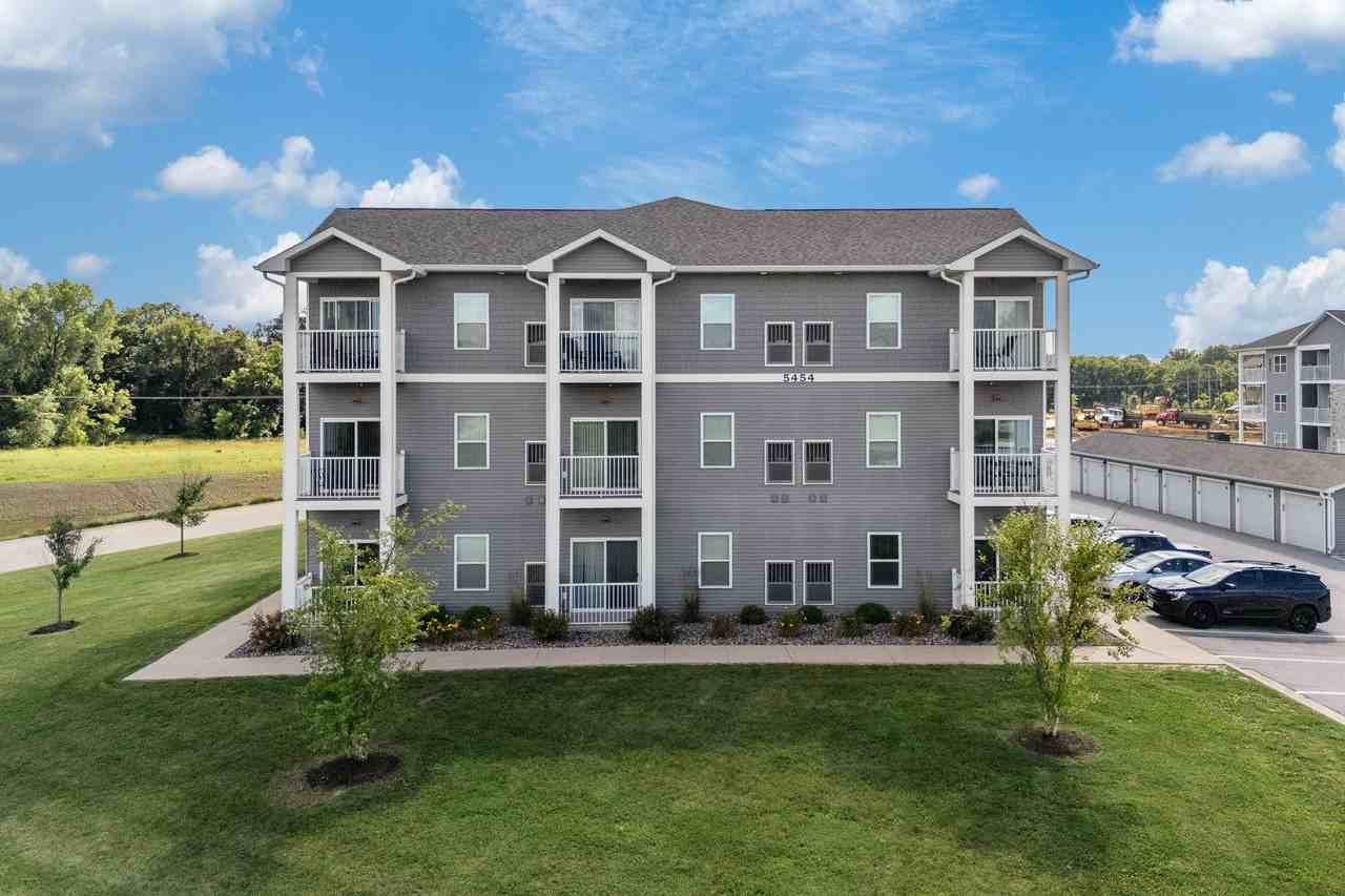 The Groves at Devils Glen - Photo 3 of 32