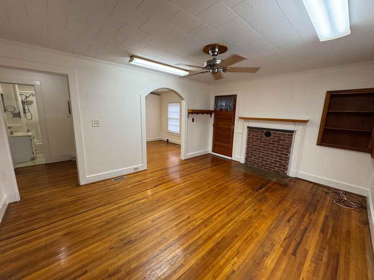 112 Kale St - Photo 2 of 22