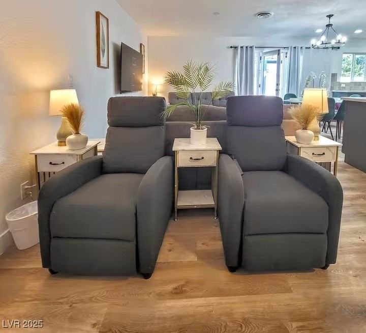 3113 Black Forest Dr - Photo 4 of 31