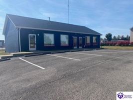 featured image of 4675 N Dixie Hwy