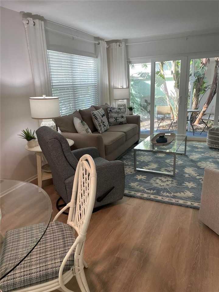 333 The Esplanade N #108 - Photo 4 of 48