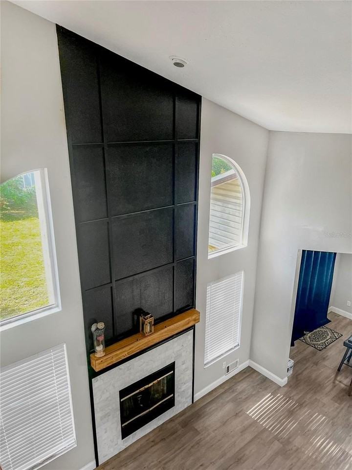 4048 Mallard Point Ct - Photo 4 of 21