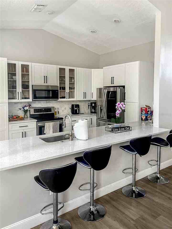 4048 Mallard Point Ct - Photo 6 of 21