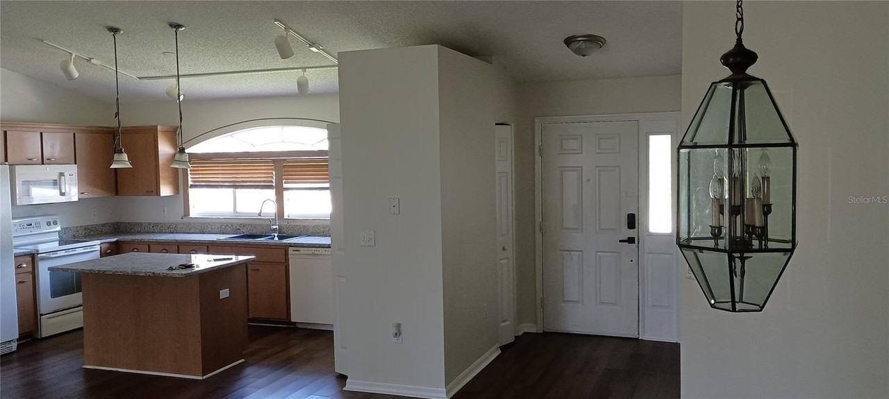 2877 56th Avenue Cir E - Photo 7 of 24