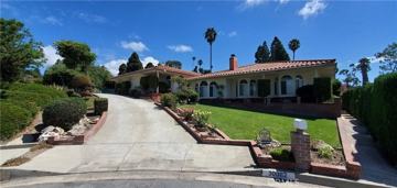 featured image of 30082 Avenida Elegante