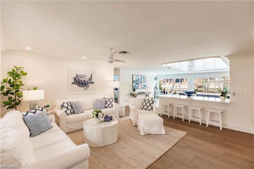 343 Conners Ave - Photo 7 of 34