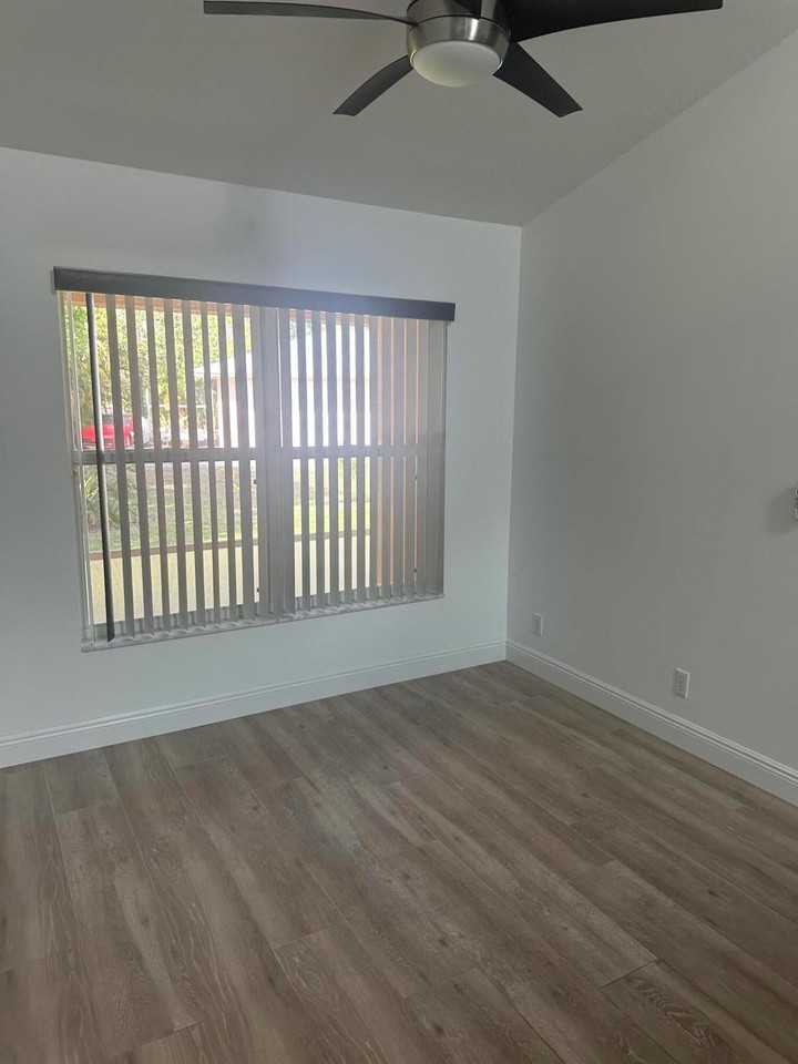 12523 169th Ct N - Photo 7 of 14