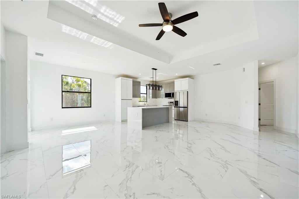 4309 Nw 38th Ave - Photo 2 of 20