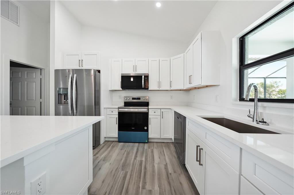 4309 Nw 38th Ave - Photo 5 of 20