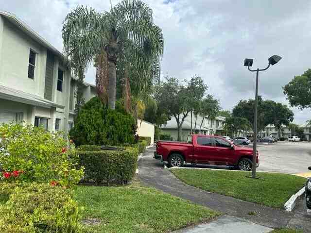 860 Crystal Lake Dr - Photo 7 of 28