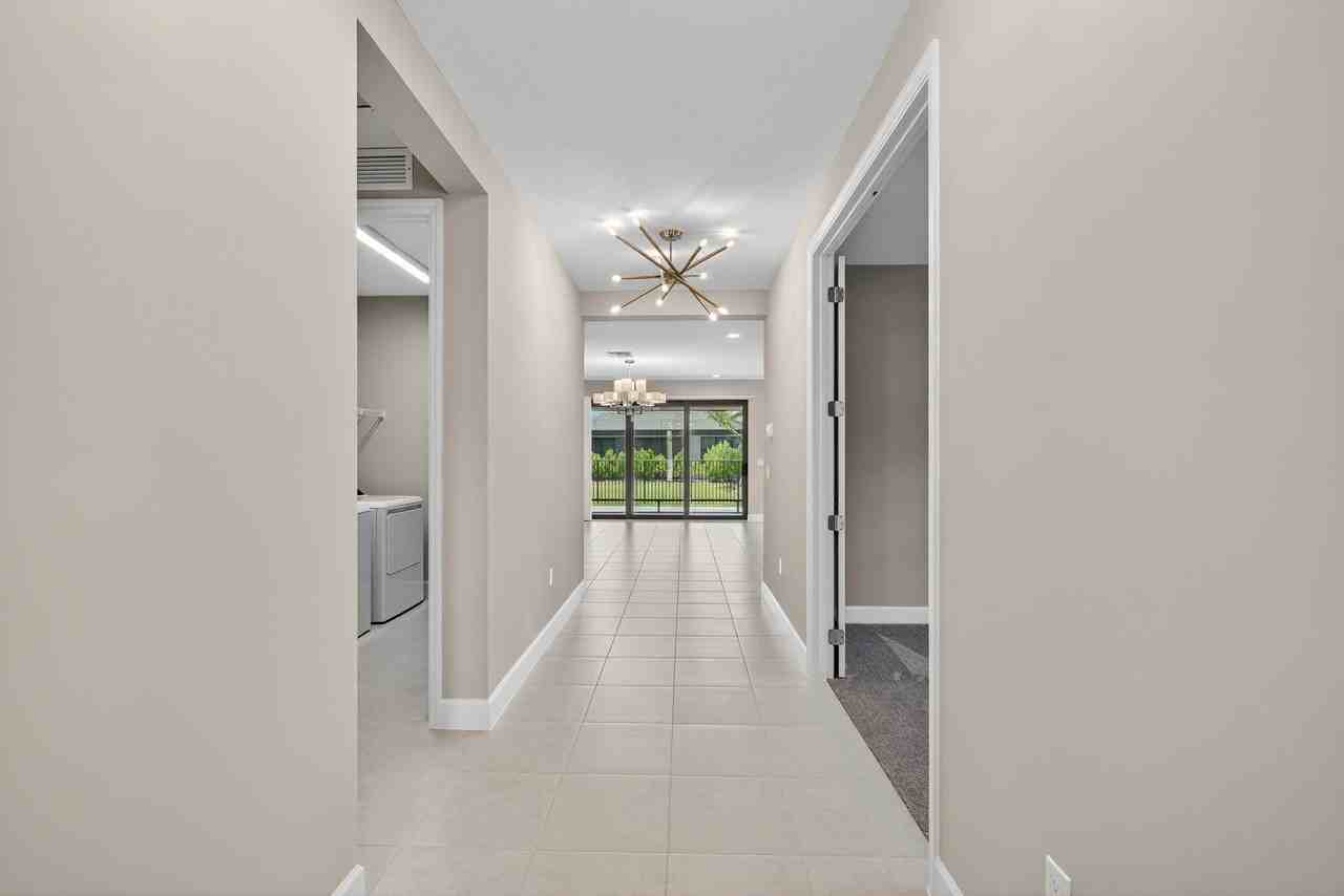 12522 Sw Emerald Estuary Ter - Photo 5 of 50