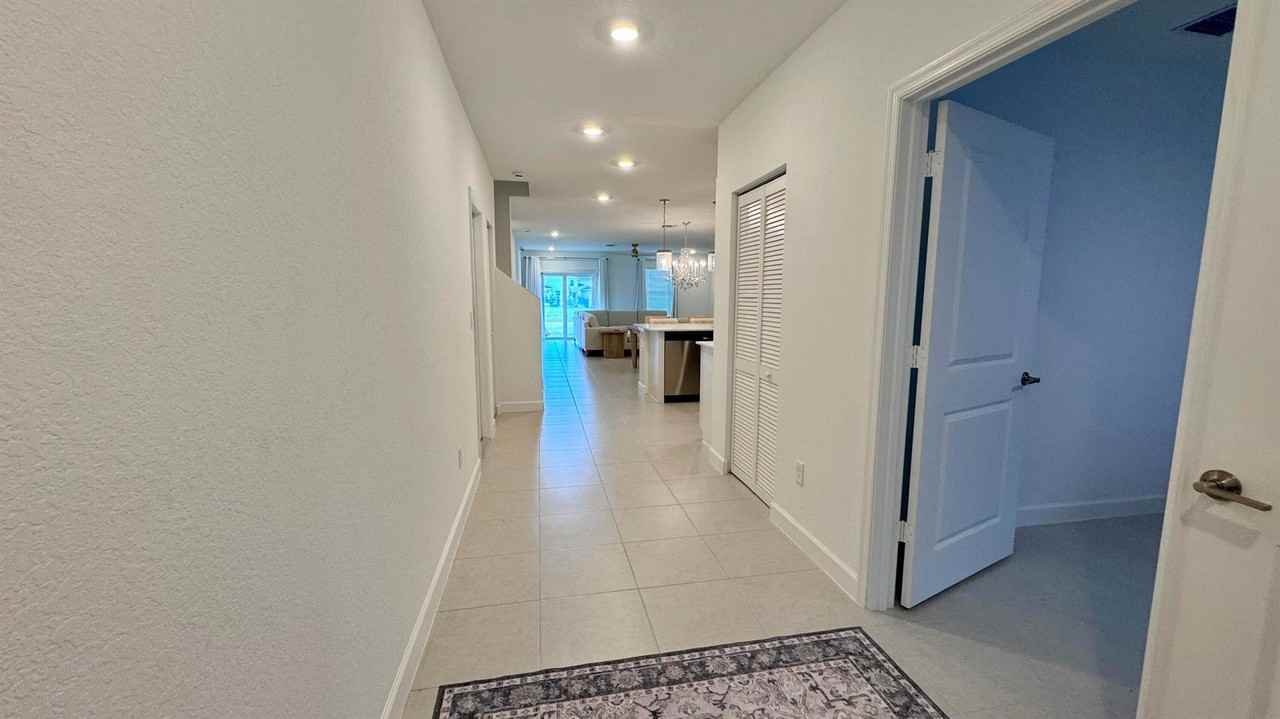 6371 Nw Windwood Way - Photo 2 of 18