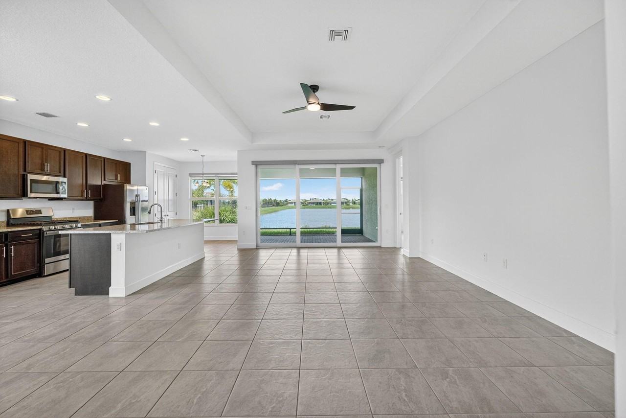 11766 Southwest Poseidon Way - Photo 6 of 50