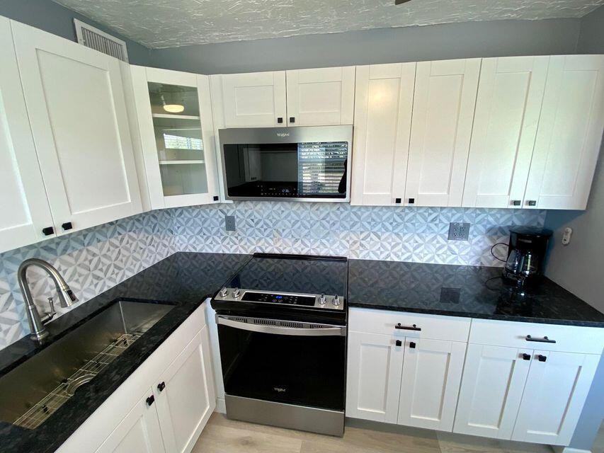 260 Dorchester K - Photo 6 of 30