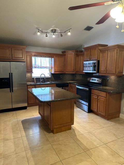 10332 Brookville Ln - Photo 6 of 28