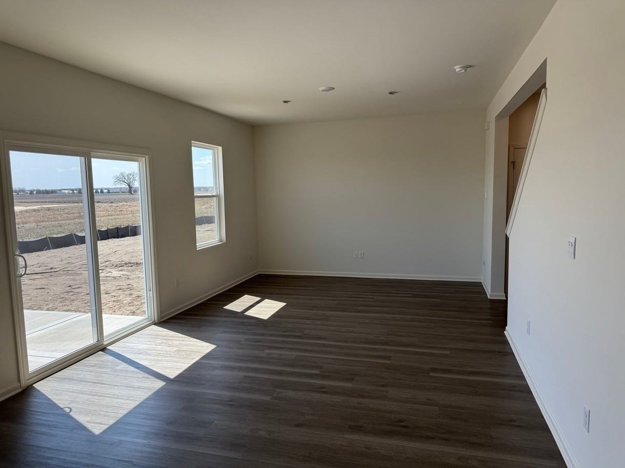 1469 Grand Tetons Dr - Photo 5 of 19