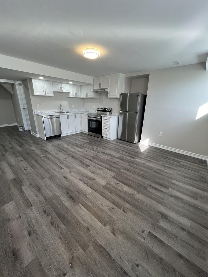 80 Woolacott Lane - Photo 2 of 42
